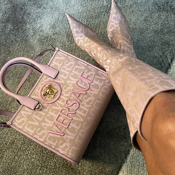 2024 110MM Versace Canvas Logo Boots Pink No Longer Avail & Price Is Firm‼️🔥 - Picture 10 of 12